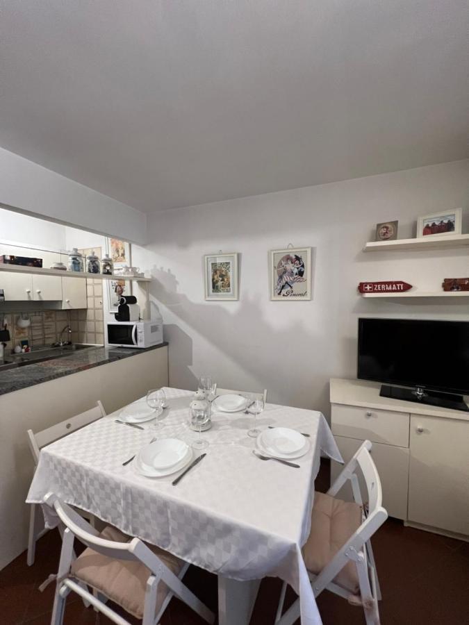 Apartmán Casa Di Valentina Breuil-Cervinia Exteriér fotografie